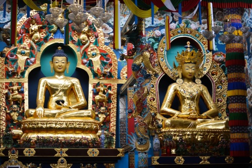 The Golden Statues of Buddha, Padmasambhava and the Buddha Amitayus. The picture shows 2 of the gods. 